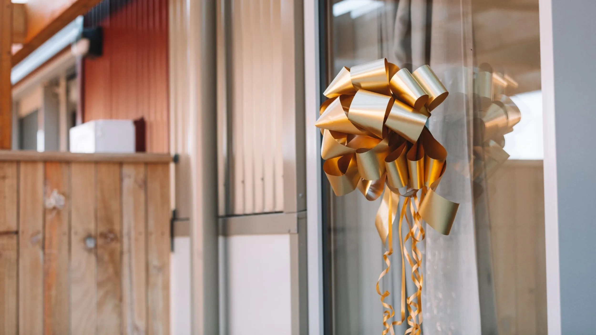 Bow on front door PHO dedication 1920x1080