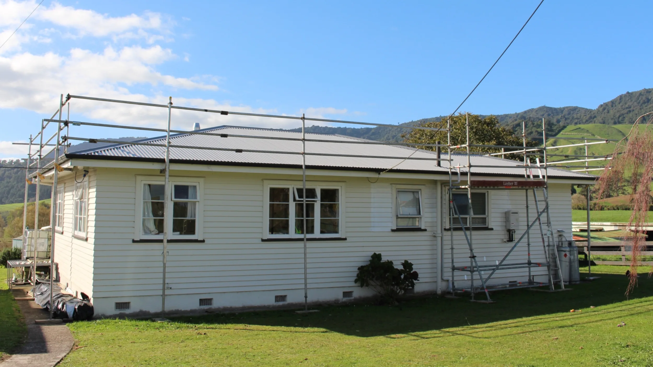 Roof shout image Jason 16 9 ratio