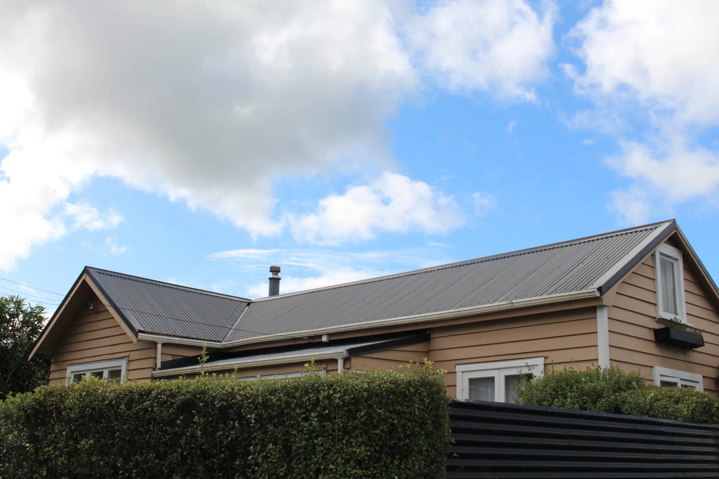 Mere home repair roof after